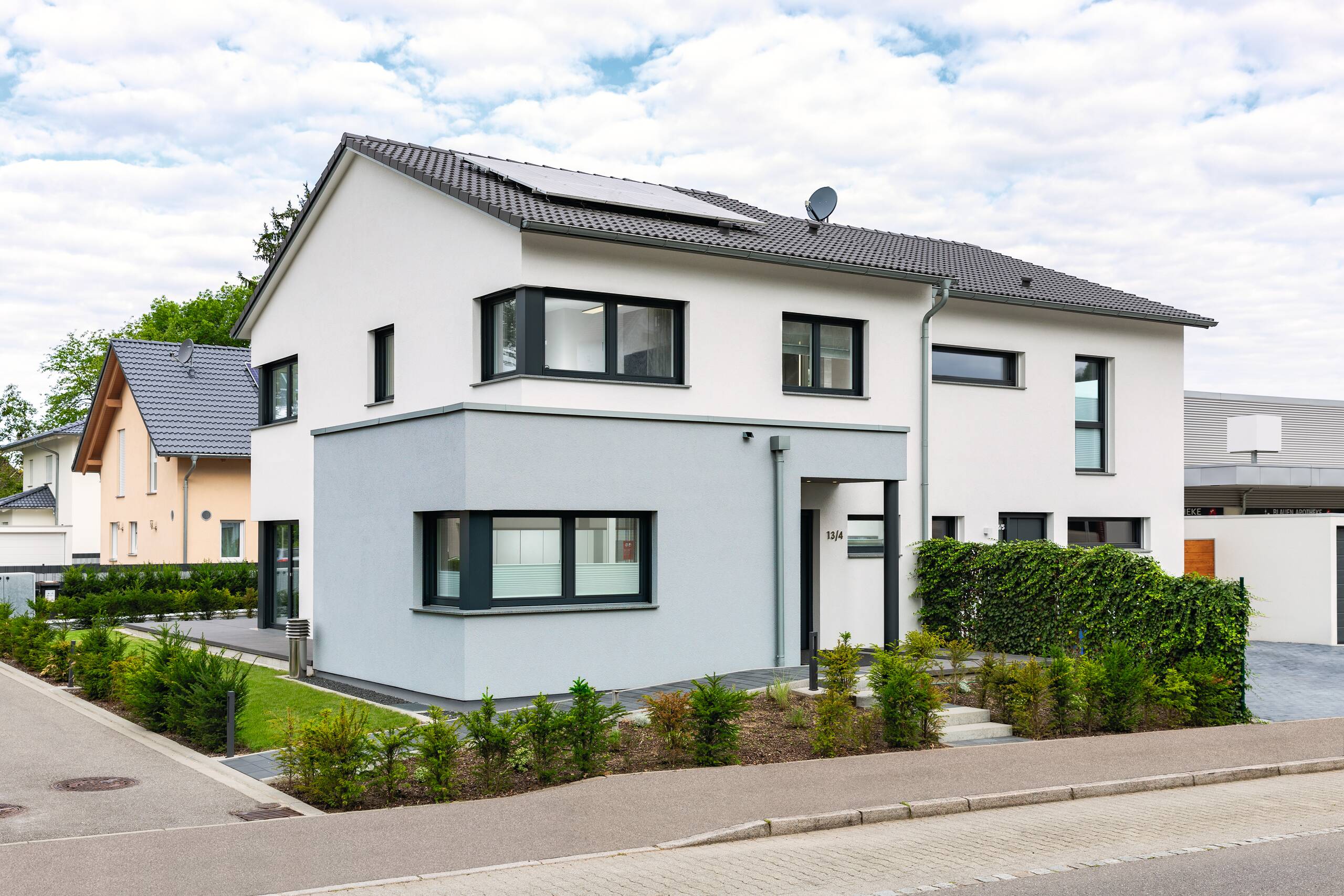 Modernes Doppelhaus Ausstellungshaus Schliengen