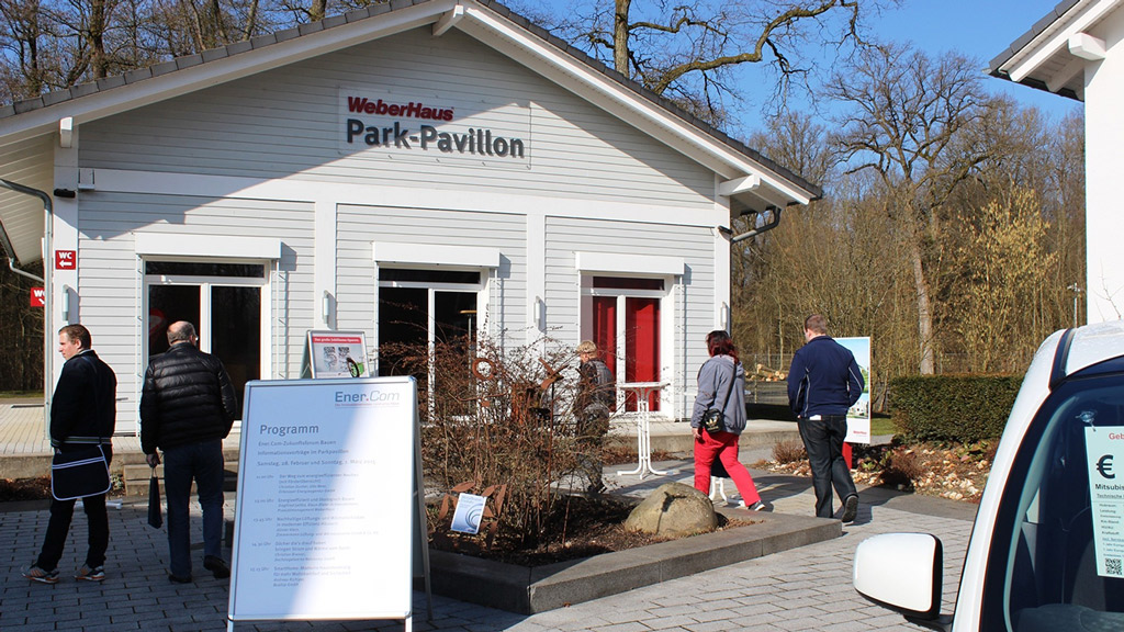 Park-Pavillion im Erlenpark der World of Living