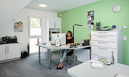 Modernes Arbeitszimmer